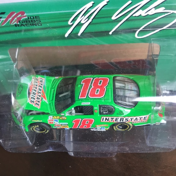 J.J. Yeley #18 Interstate Bat. 2007Monte Carlo SS Limited Edition 1/64 (SKU 248) - Picture 4 of 11